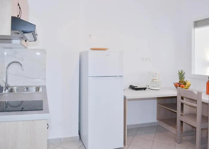 Paradise Aparthotel 4*