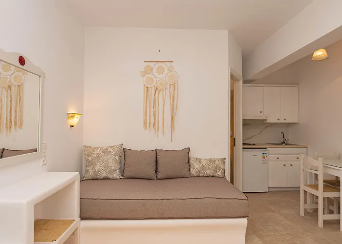 Aparthotel Paradise 4*