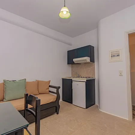 Paradise 4* Agiassos