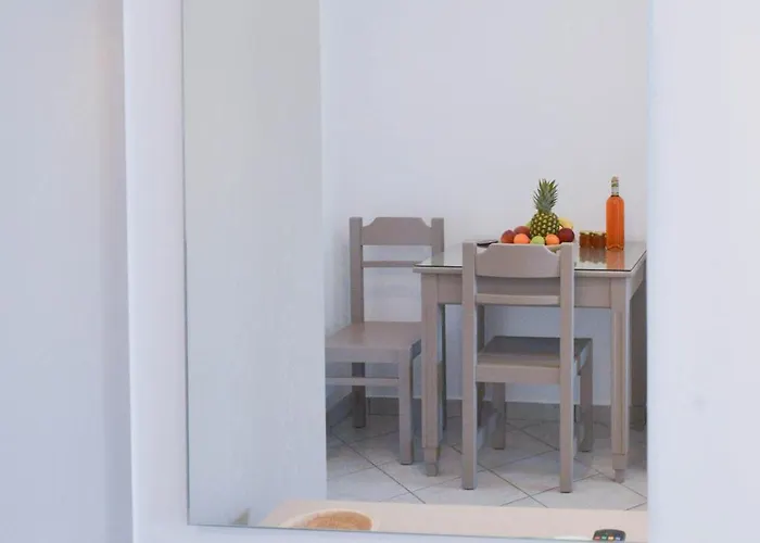 Paradise アパートホテル Agiassos